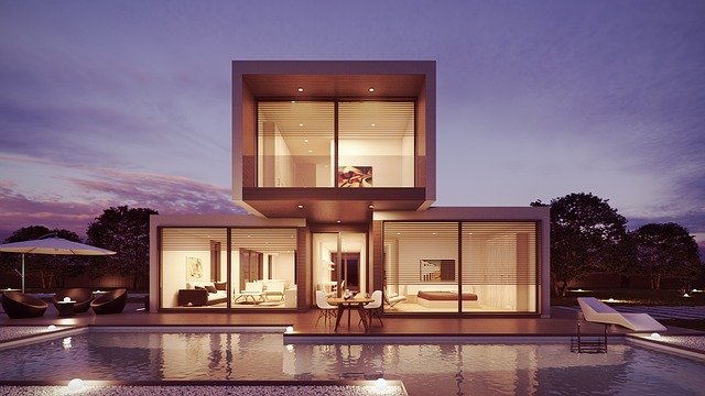 moderní dům s bazénem.jpg