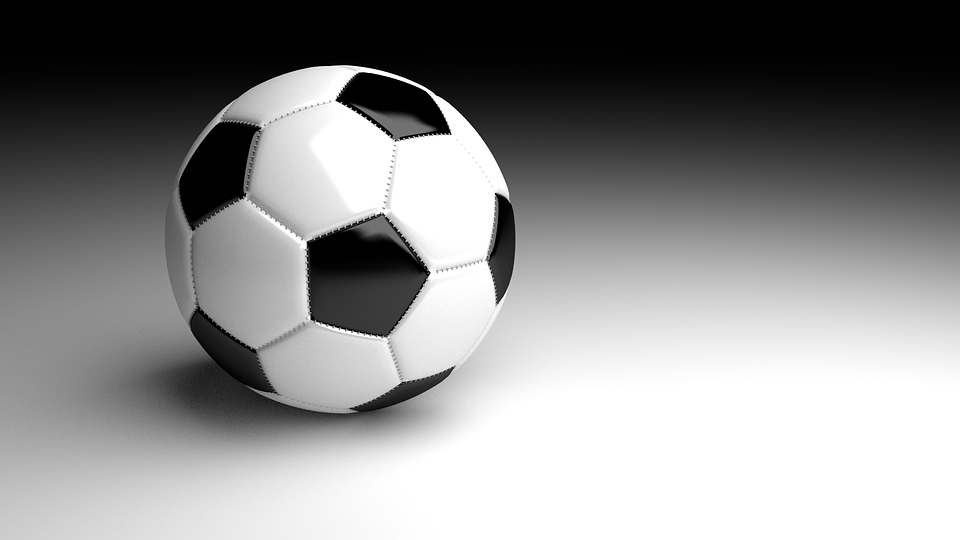 míč na fotbal
